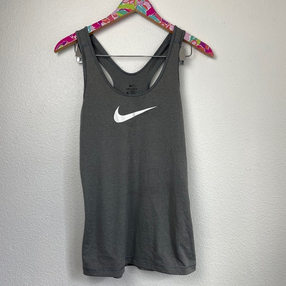 Nike Tops - gray nike tank top size M // 1494